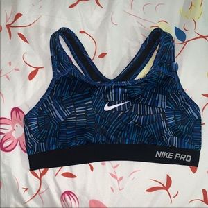 Nike Pro Sports Bra